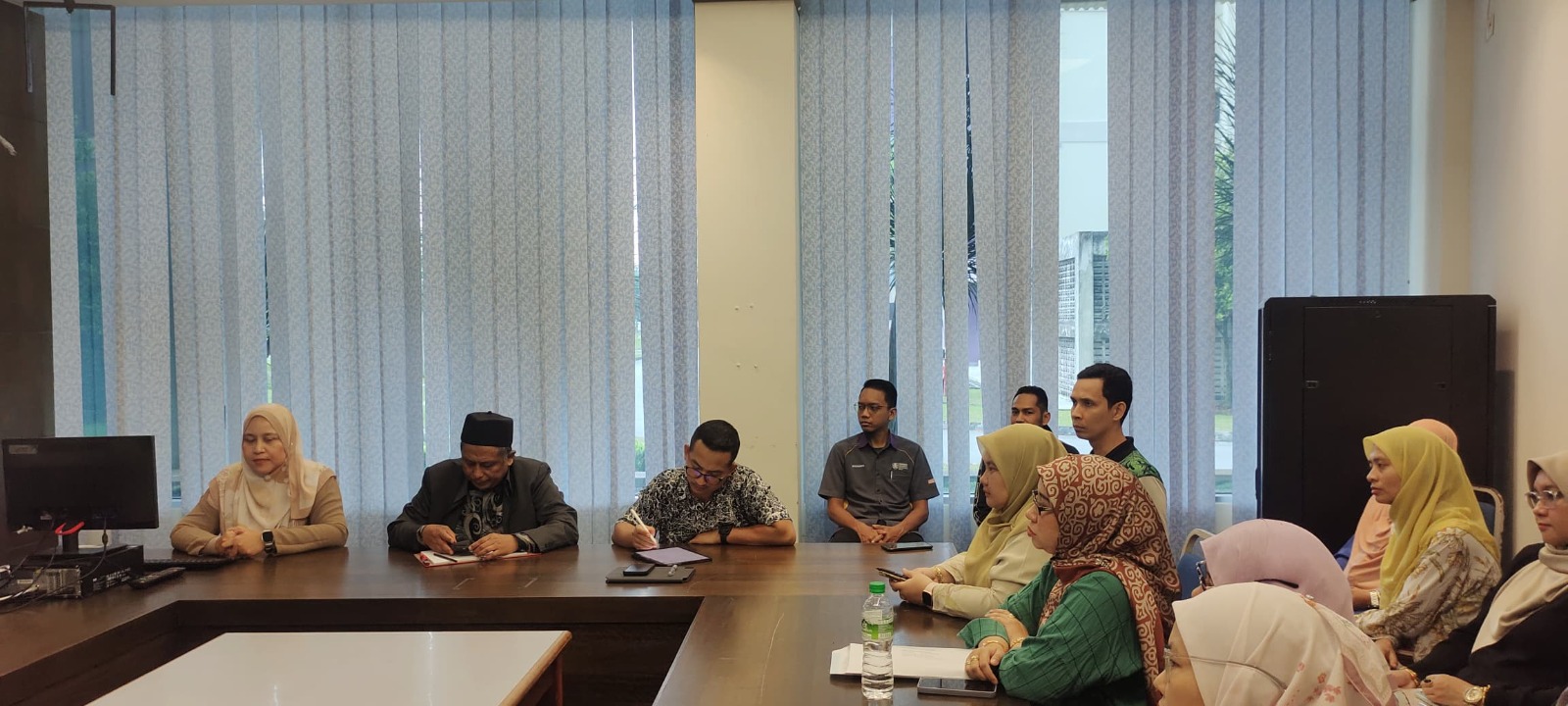 Sesi Libat Urus Pengurusan Rekod dan Arkib bersama Bahagian Pentadbiran dan Pejabat Rektor UiTMCPP - 4 Julai 2024